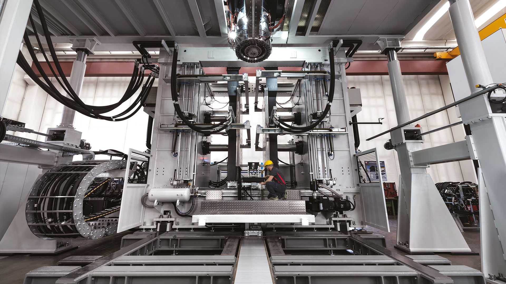 Accumulator-Head Extrusion Blow-Molding Machines - TA Series
